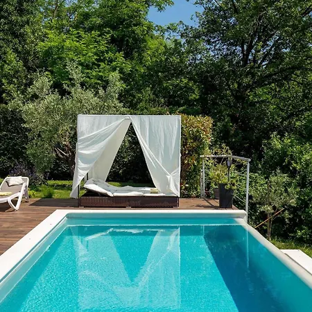 Holiday home Lina
